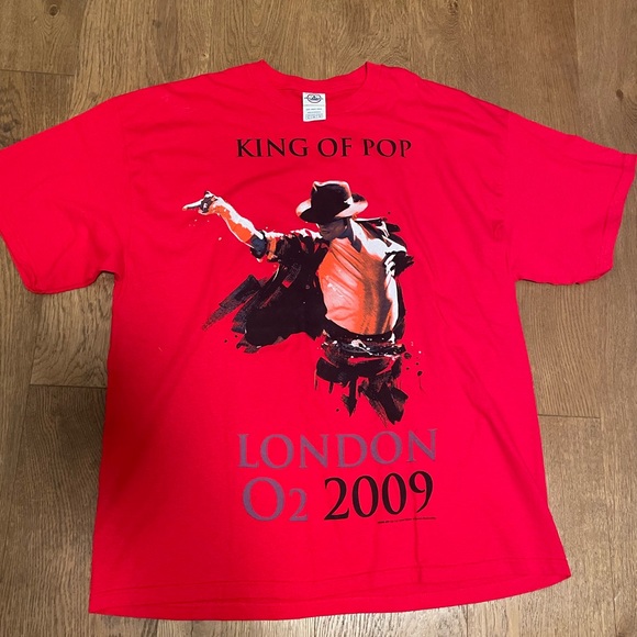 Pro Weight Other - King of Pop London O2 2009 Red Graphic T-Shirt